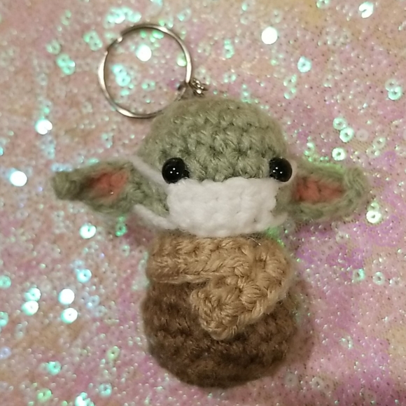Baby Alien Keychain - Picture 3 of 10